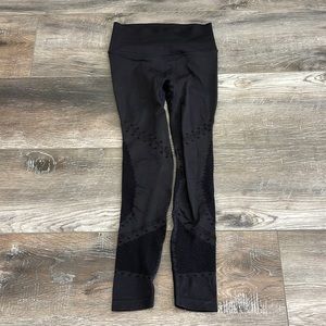Victoria’s Secret leggings worn once Size S